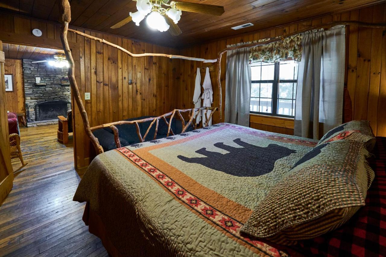 A Cabin In The Woods 鸽子谷 外观 照片