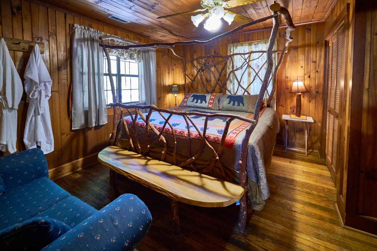 A Cabin In The Woods 鸽子谷 外观 照片